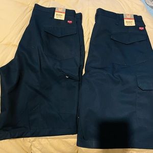 Red Kap heavy duty cargo shorts. Brand new